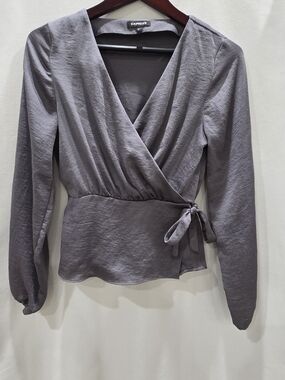 Express Women’s Gray Wrap Peplum Top